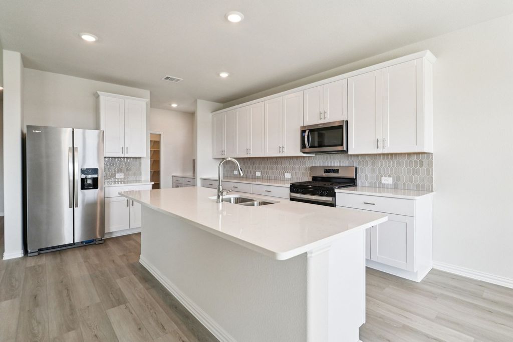 2220 Windy Trail, Princeton, TX 75407