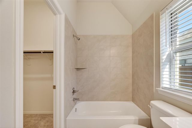 3610 Brattain Drive, Iowa Colony, TX 77583