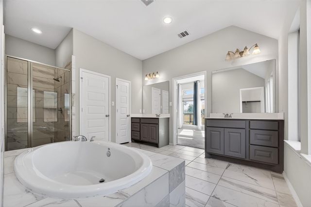 3610 Brattain Drive, Iowa Colony, TX 77583