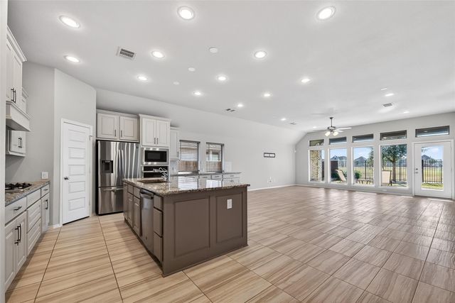 3610 Brattain Drive, Iowa Colony, TX 77583