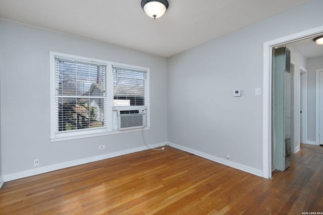 423 Bryn Mawr, San Antonio, TX 78209