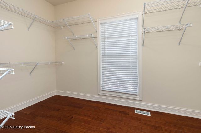 14605 Cressington Cir, Louisville, KY 40245