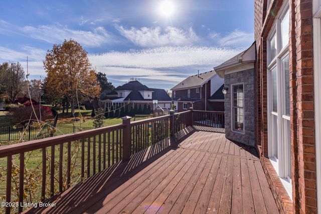 14605 Cressington Cir, Louisville, KY 40245