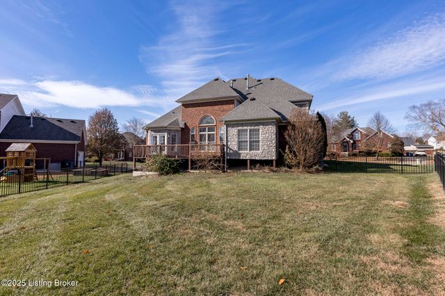 14605 Cressington Cir, Louisville, KY 40245