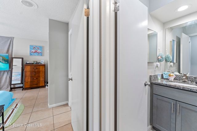 1000 S Miramar Avenue A, Indialantic, FL 32903