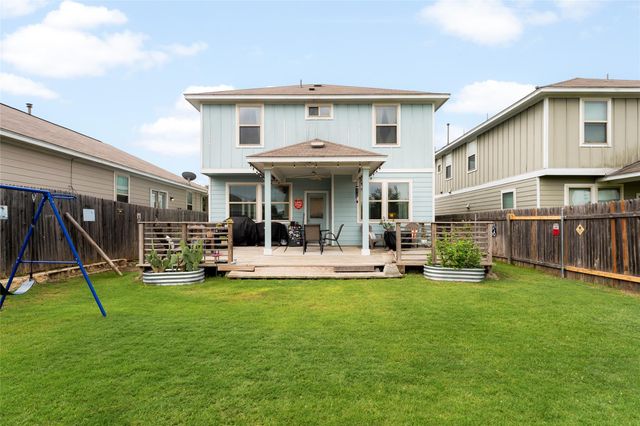 249 Wapiti RD, Buda, TX 78610