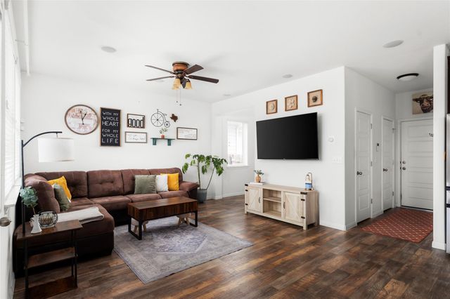 249 Wapiti RD, Buda, TX 78610