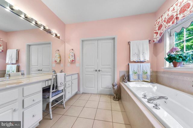 515 WISTERIA DR, Kennett Square, PA 19348