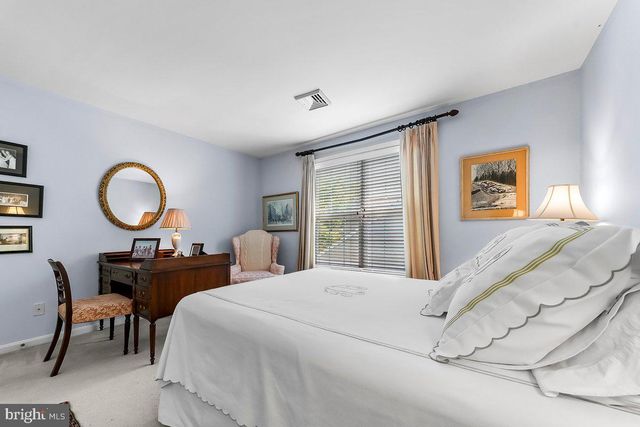 515 WISTERIA DR, Kennett Square, PA 19348