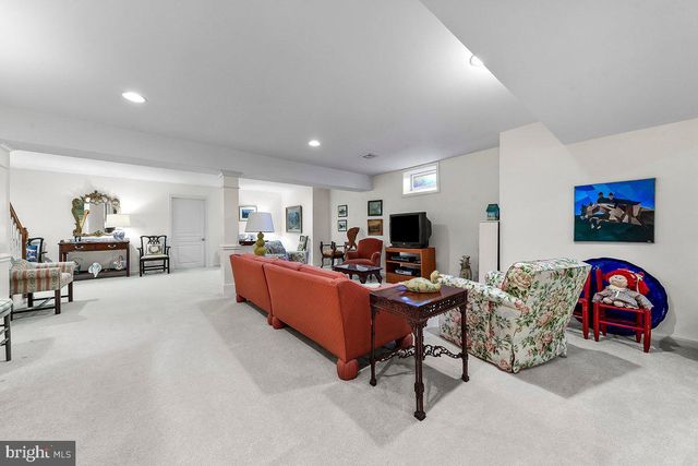 515 WISTERIA DR, Kennett Square, PA 19348