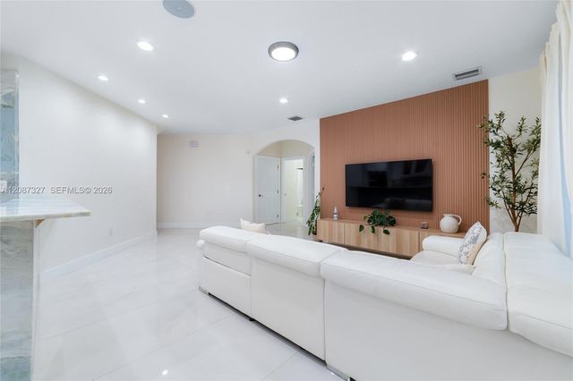 16759 NW 15th Street, Pembroke Pines, FL 33028