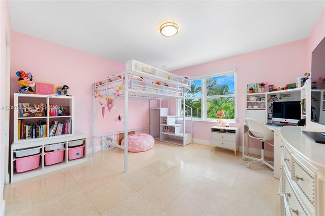 16759 NW 15th Street, Pembroke Pines, FL 33028
