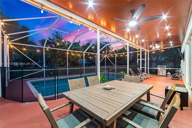16759 NW 15th Street, Pembroke Pines, FL 33028