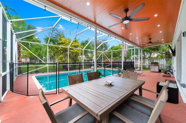 16759 NW 15th Street, Pembroke Pines, FL 33028