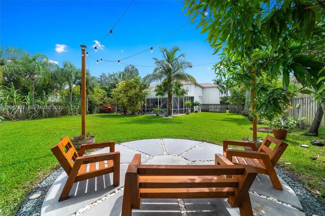 16759 NW 15th Street, Pembroke Pines, FL 33028