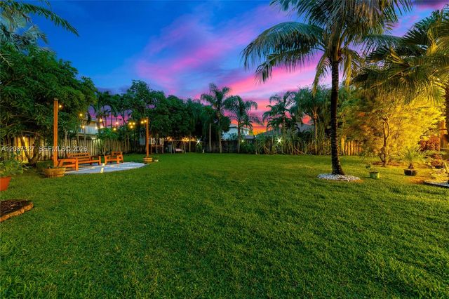 16759 NW 15th Street, Pembroke Pines, FL 33028