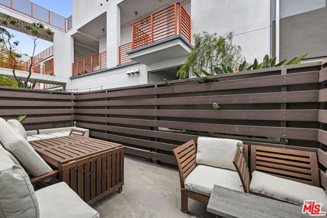 212 Marine Street 203, Santa Monica, CA 90405