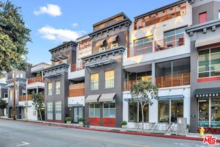 212 Marine Street 203, Santa Monica, CA 90405