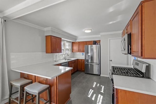 8343 Travis Lane, Overland Park, KS 66212