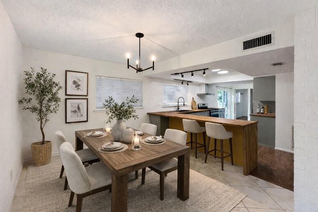 3230 Beaver Glen Drive, Houston, TX 77339