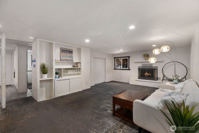 16468 Thorpe Road NE, Poulsbo, WA 98370