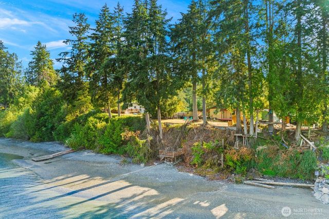 16468 Thorpe Road NE, Poulsbo, WA 98370