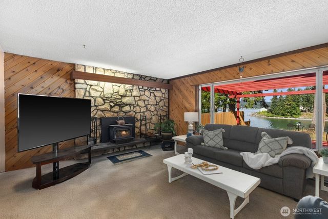 16468 Thorpe Road NE, Poulsbo, WA 98370
