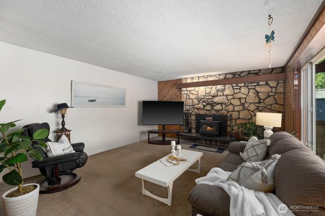 16468 Thorpe Road NE, Poulsbo, WA 98370