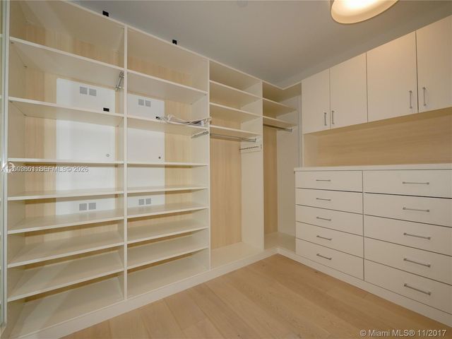 10201 Collins Ave 2006, Bal Harbour, FL 33154
