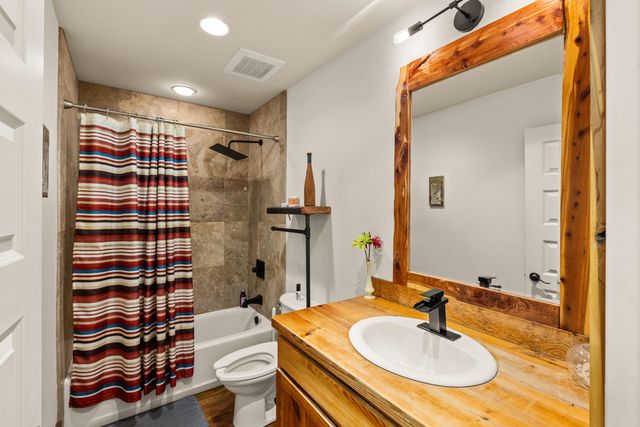 1617 Rossville Avenue 3b, Chattanooga, TN 37408