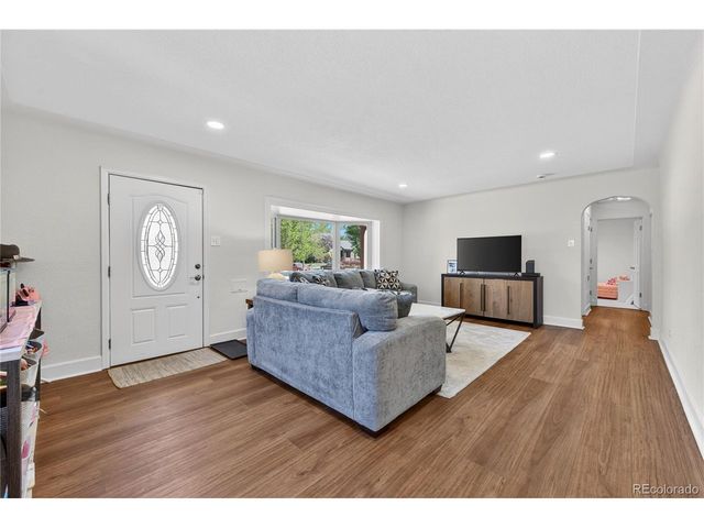 5730 E 19th Ave, Denver, CO 80220