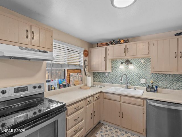 1450 Wyoming Avenue, Reno, NV 89503