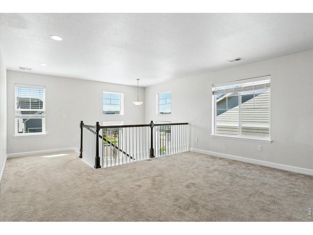 22691 E Narrowleaf Cir, Aurora, CO 80016