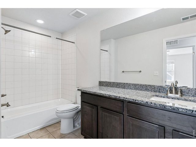22691 E Narrowleaf Cir, Aurora, CO 80016