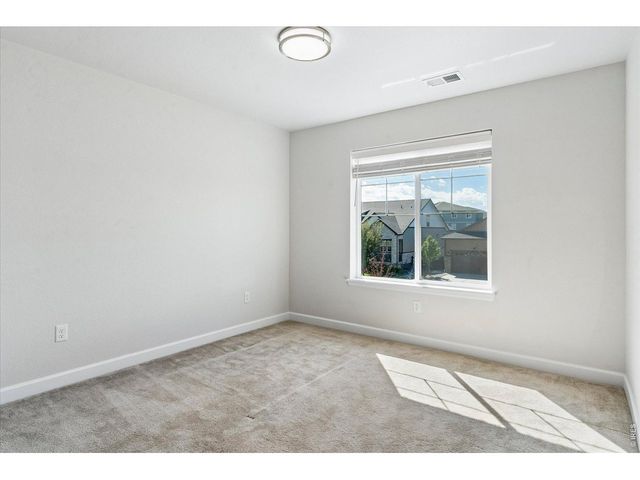 22691 E Narrowleaf Cir, Aurora, CO 80016
