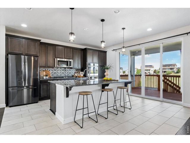 22691 E Narrowleaf Cir, Aurora, CO 80016