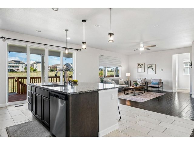 22691 E Narrowleaf Cir, Aurora, CO 80016