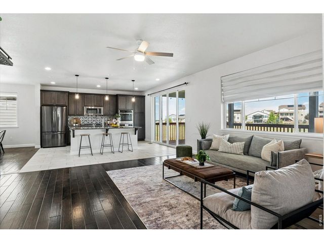 22691 E Narrowleaf Cir, Aurora, CO 80016