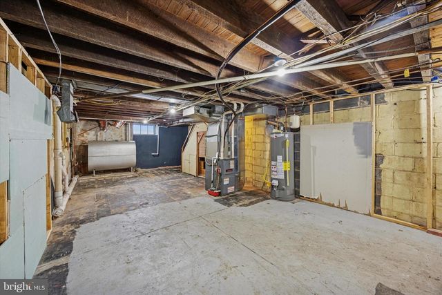 682 2ND AVE, Bristol, PA 19007