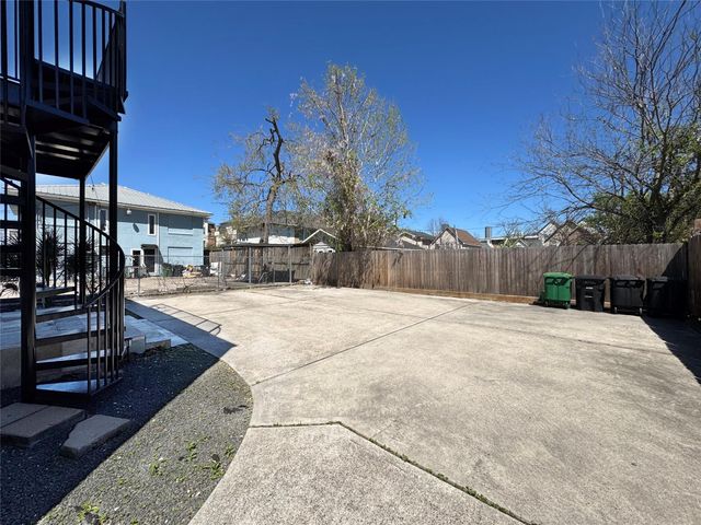 1509 Holman Street 1, Houston, TX 77004