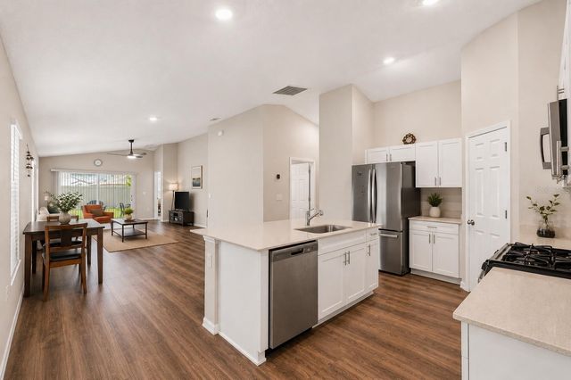14919 STERLING SPUR AVENUE, Lithia, FL 33547