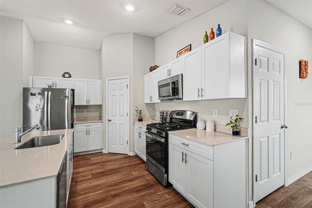 14919 STERLING SPUR AVENUE, Lithia, FL 33547