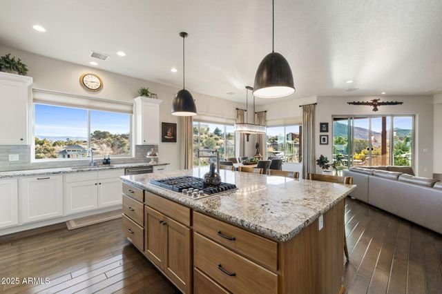 1451 CROWNING POINT --, Prescott, AZ 86305