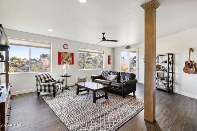 1451 CROWNING POINT --, Prescott, AZ 86305