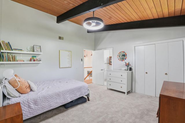 3421 STONEYBRAE DR, Falls Church, VA 22044
