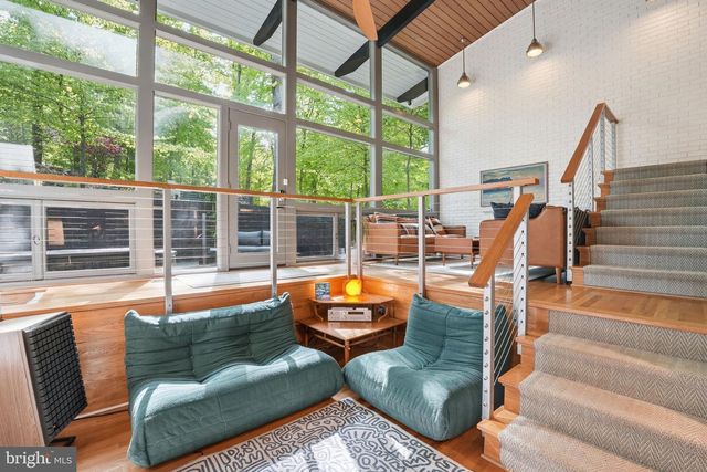 3421 STONEYBRAE DR, Falls Church, VA 22044