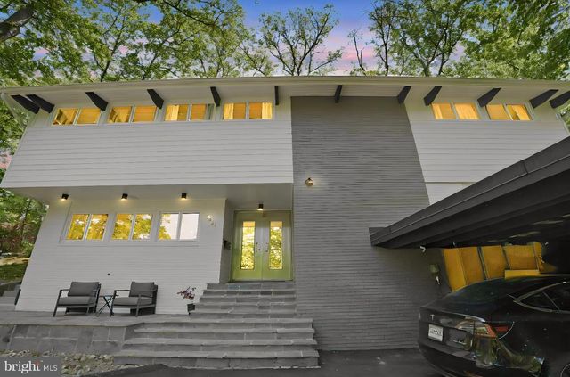 3421 STONEYBRAE DR, Falls Church, VA 22044