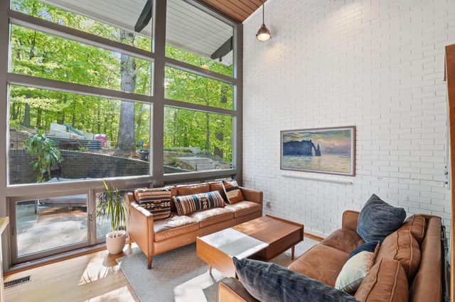 3421 STONEYBRAE DR, Falls Church, VA 22044