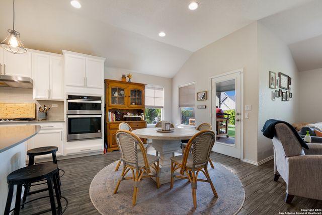 9018 CANOPY BND, Schertz, TX 78154