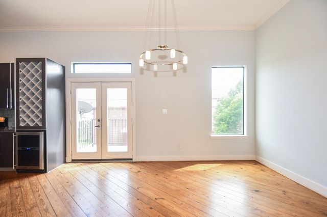 748 W 16th Street B, Houston, TX 77008